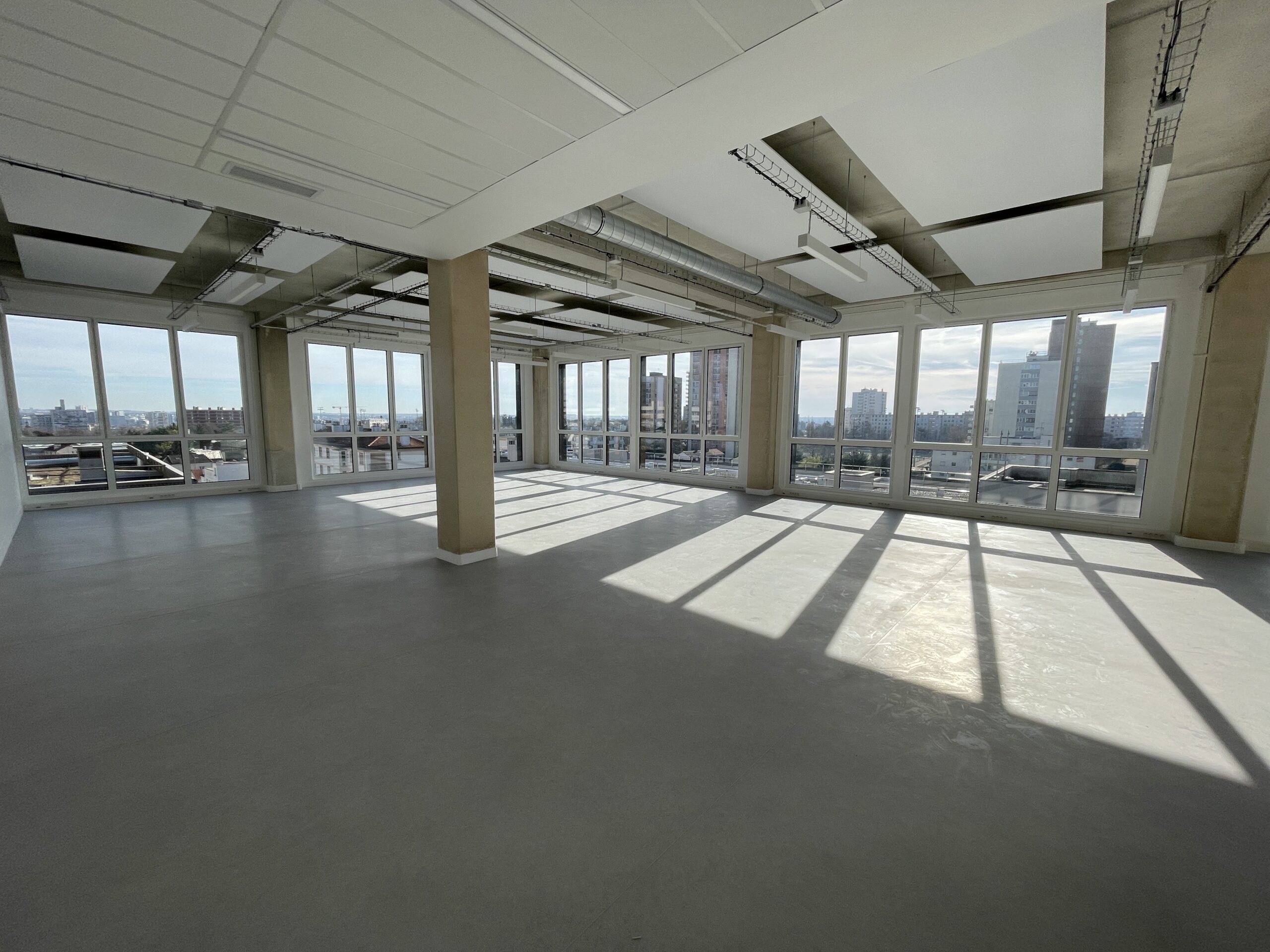 Bureaux-ateliers neufs aux portes de Paris